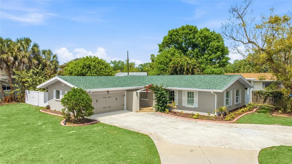 2949 BOUGAINVILLEA STREET, SARASOTA, FL 34239