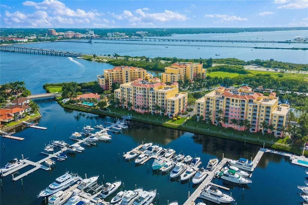 606 RIVIERA DUNES WAY # 601, PALMETTO, FL 34221