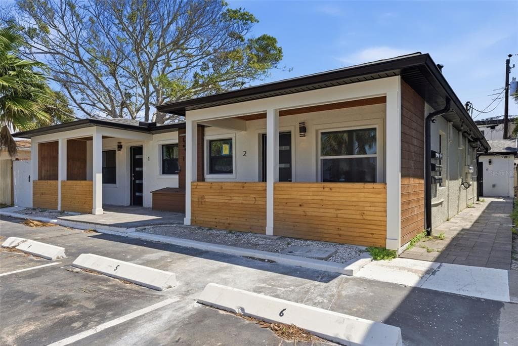 113 145TH AVENUE E # 3, MADEIRA BEACH, FL 33708