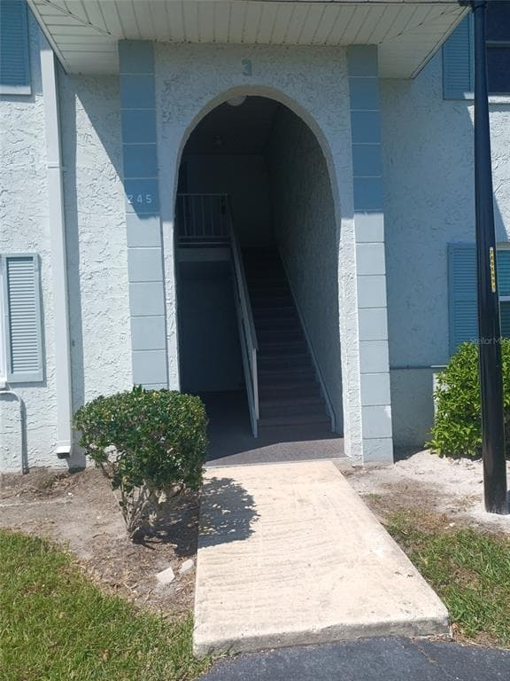 245 S MCMULLEN BOOTH ROAD # 17, CLEARWATER, FL 33759