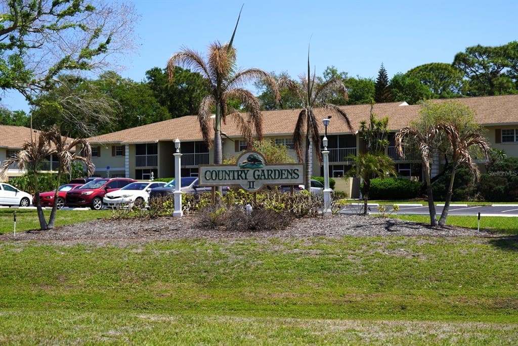 1664 SUNNY BROOK LANE NE # 103, PALM BAY, FL 32905