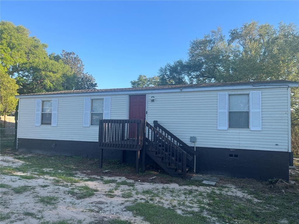 142 WINSTON AVENUE, LAKE WALES, FL 33853