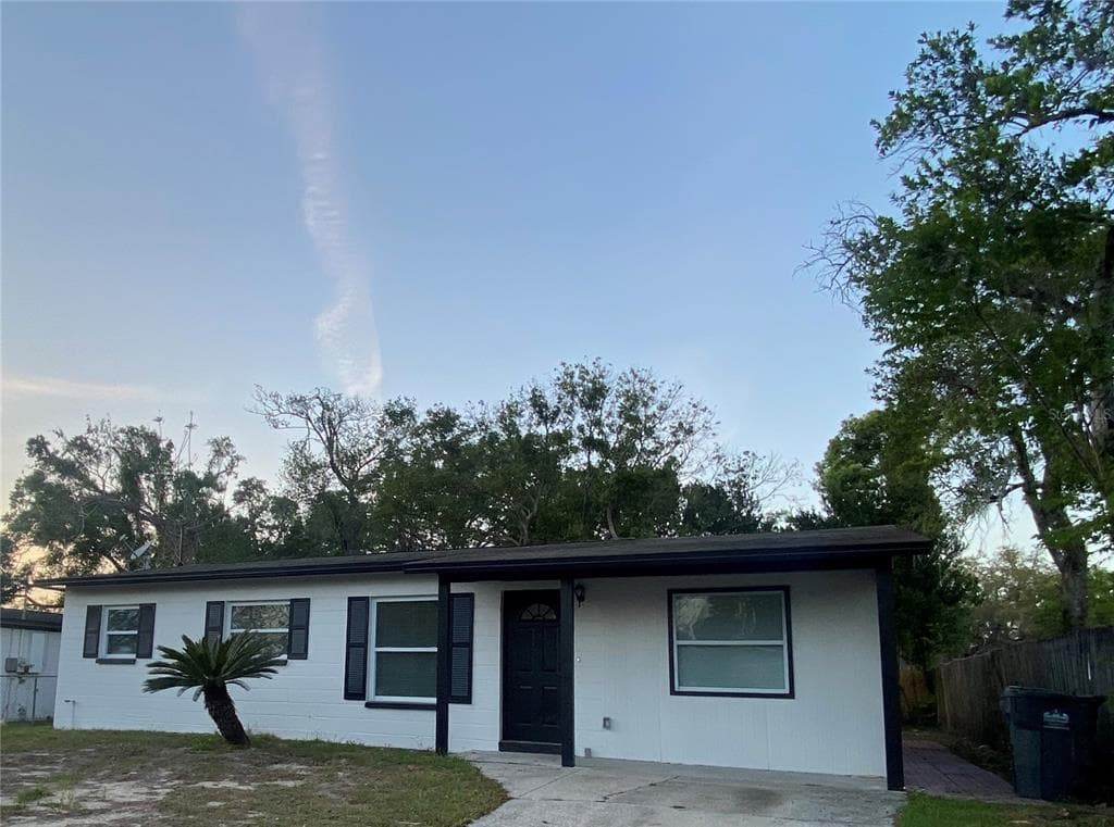 7020 BAYWOOD DRIVE, TAMPA, FL 33637
