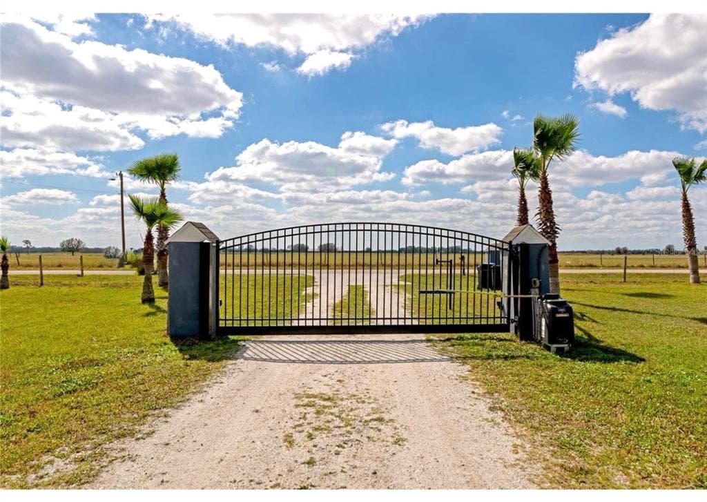 35495 SINGLETARY ROAD, MYAKKA CITY, FL 34251