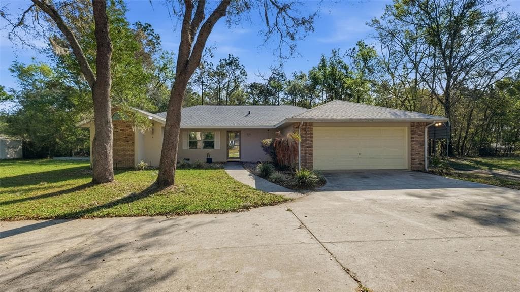 12435 S CANNA POINT, FLORAL CITY, FL 34436