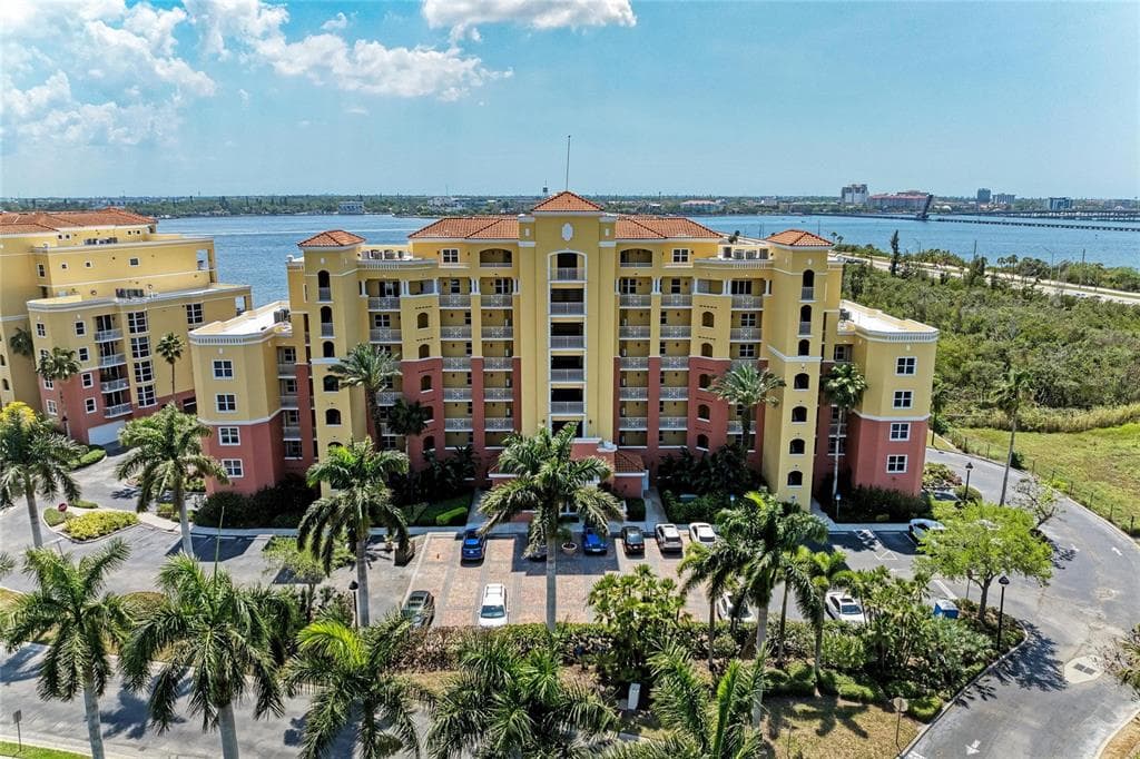 611 RIVIERA DUNES WAY # 403, PALMETTO, FL 34221