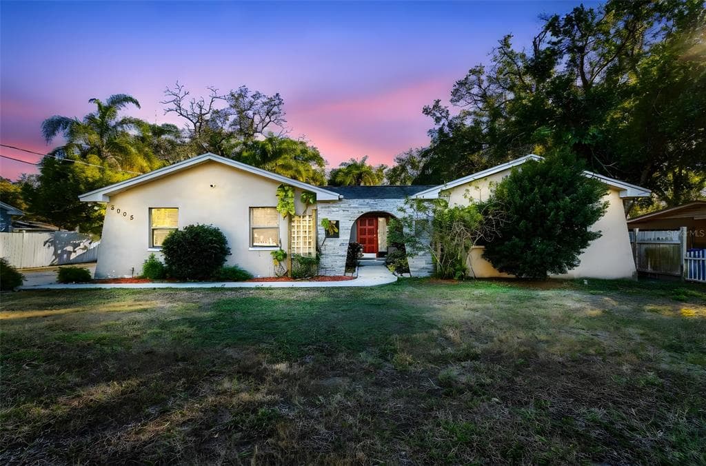 5005 PURITAN ROAD, TAMPA, FL 33617