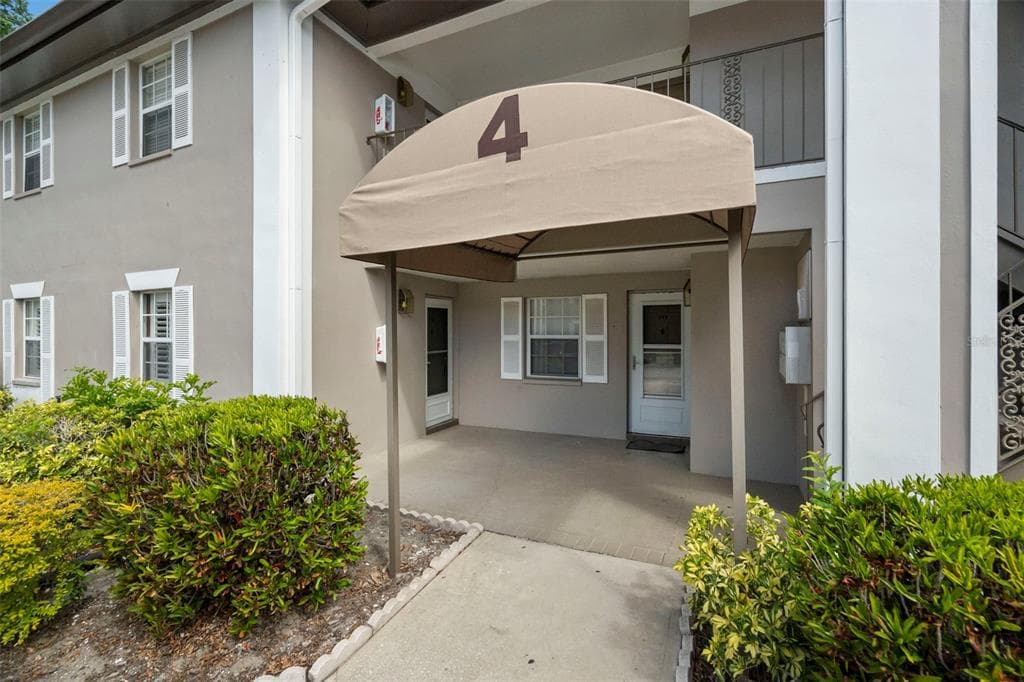5265 E BAY DRIVE # 410, CLEARWATER, FL 33764