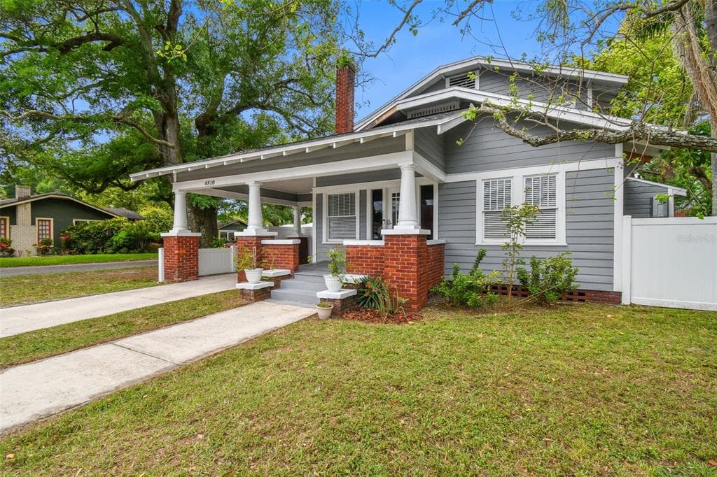 6810 N NAVIN AVENUE, TAMPA, FL 33604