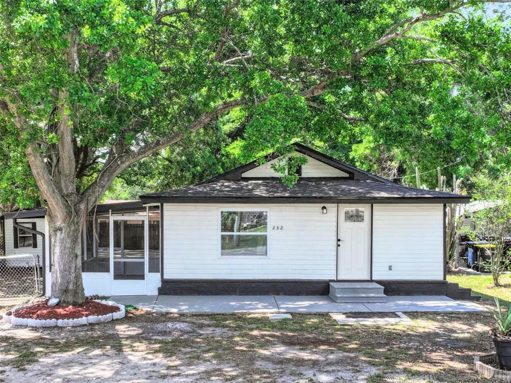 232 NOXON STREET, AUBURNDALE, FL 33823