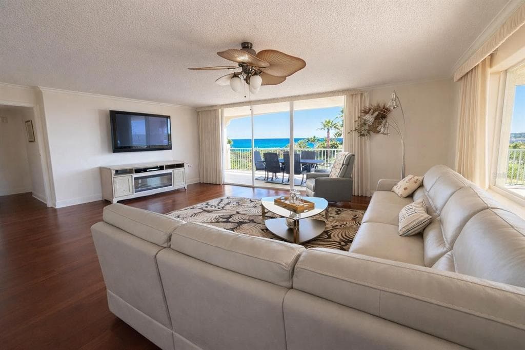 420 HARDING AVENUE # 301, COCOA BEACH, FL 32931