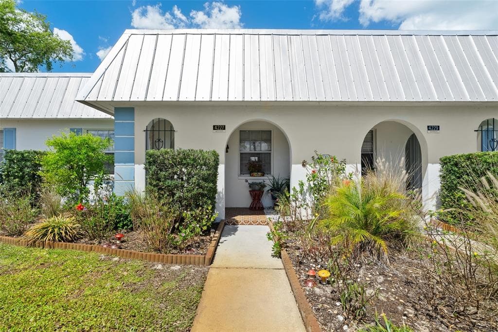 4227 RAX PLACE # 4227, NEW PORT RICHEY, FL 34652