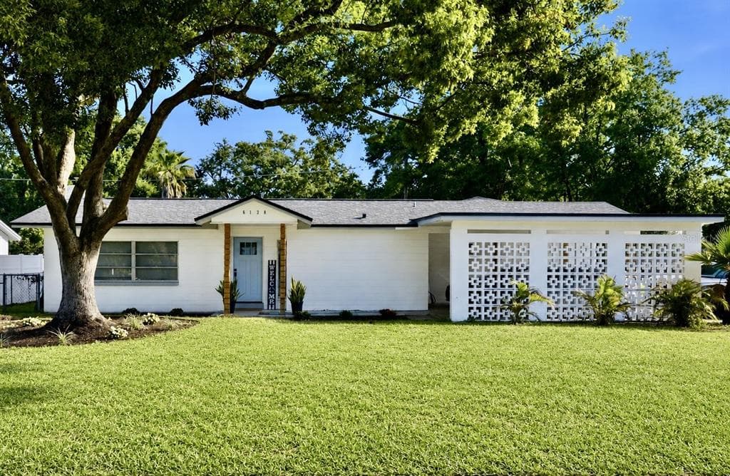 6128 E 111TH AVENUE, TEMPLE TERRACE, FL 33617