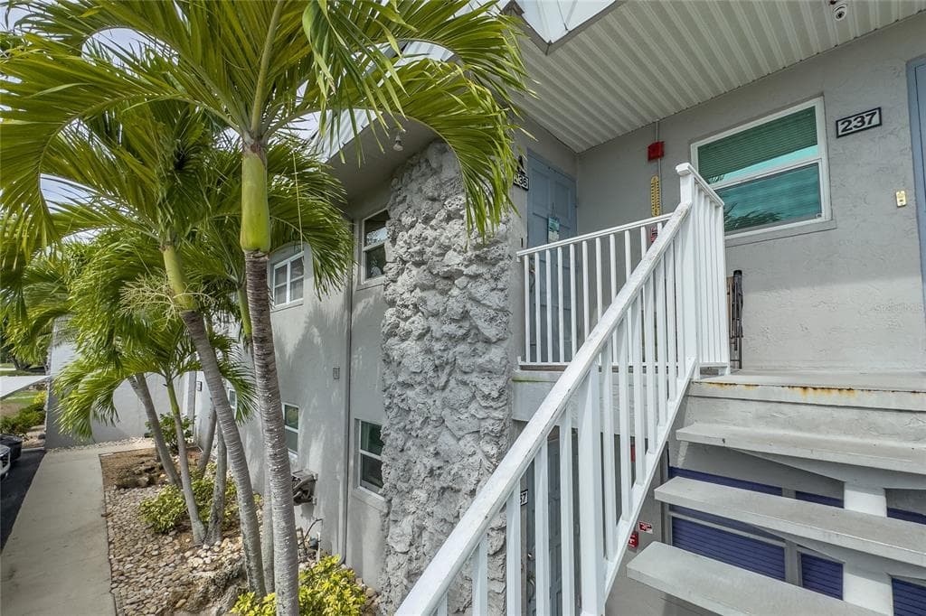 6777 WINKLER ROAD # A236, FORT MYERS, FL 33919