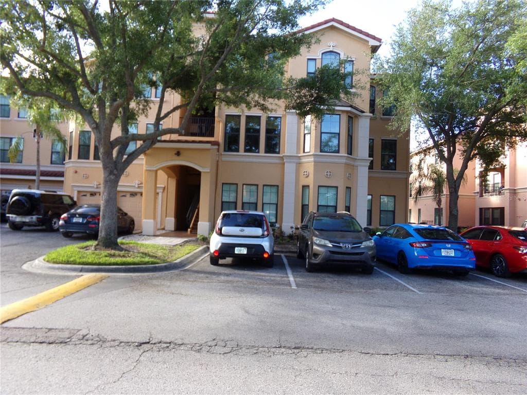 2723 VIA CAPRI # 821, CLEARWATER, FL 33764