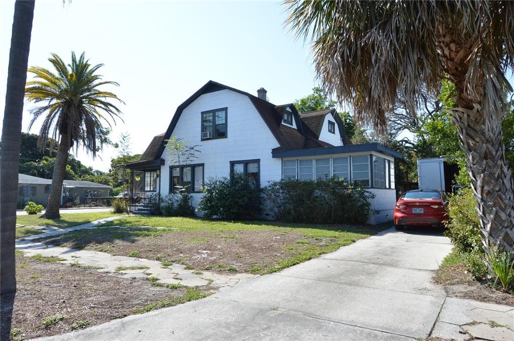 2800 DARTMOUTH AVENUE N, ST PETERSBURG, FL 33713