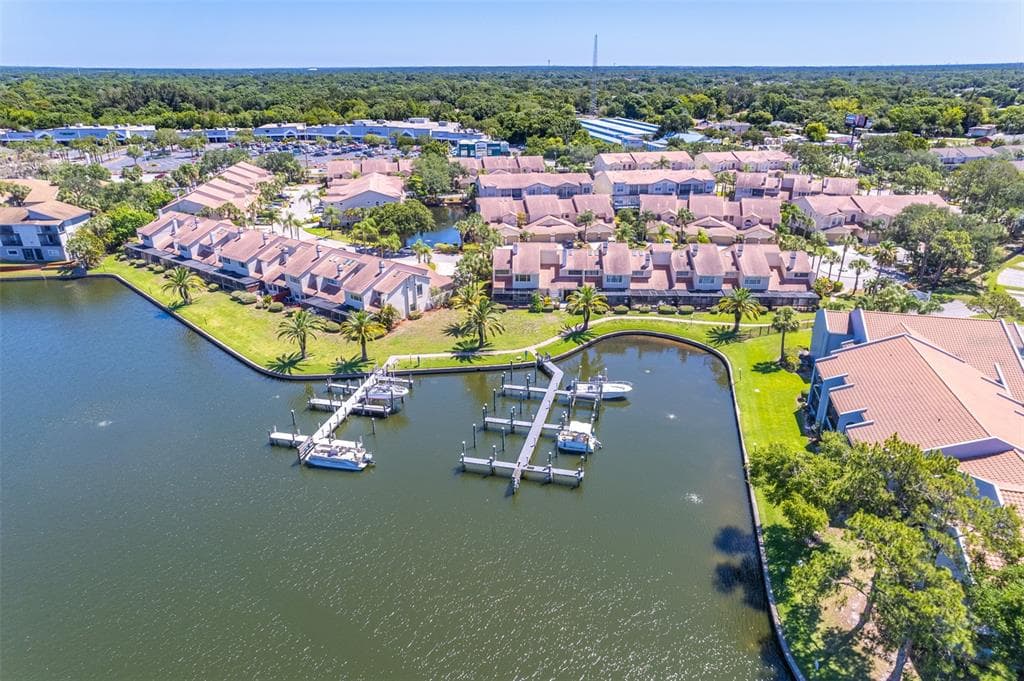 10416 SAINT TROPEZ PLACE, TAMPA, FL 33615