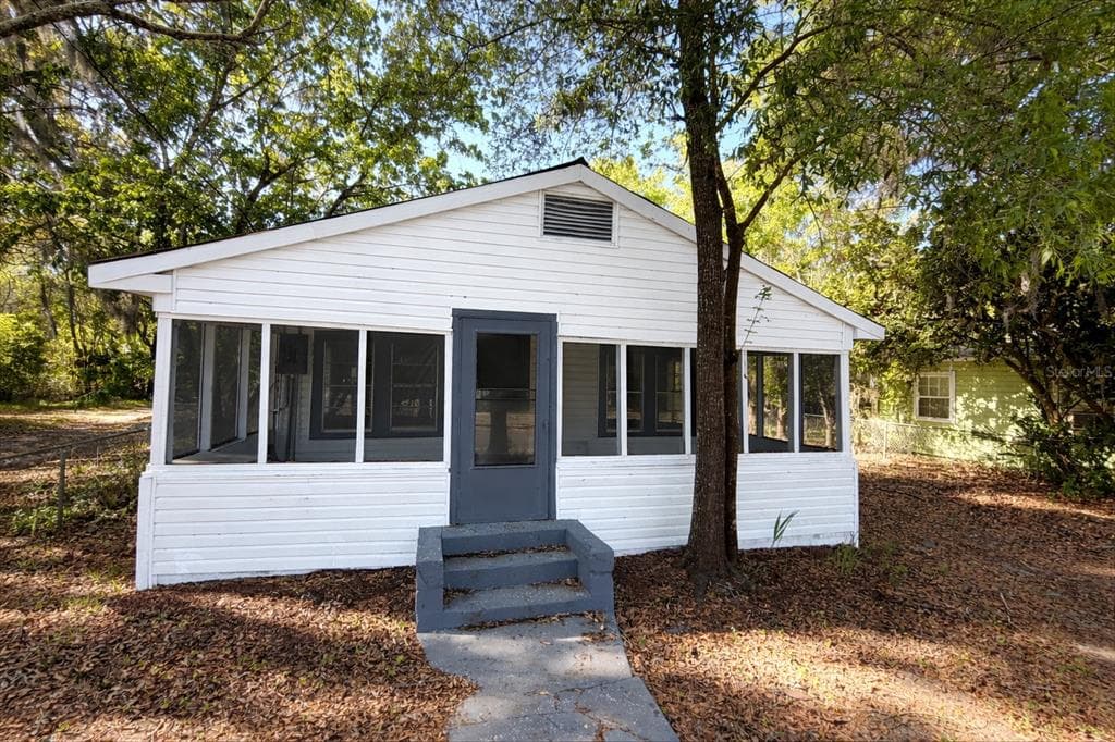 21433 SE HAWTHORNE ROAD, HAWTHORNE, FL 32640