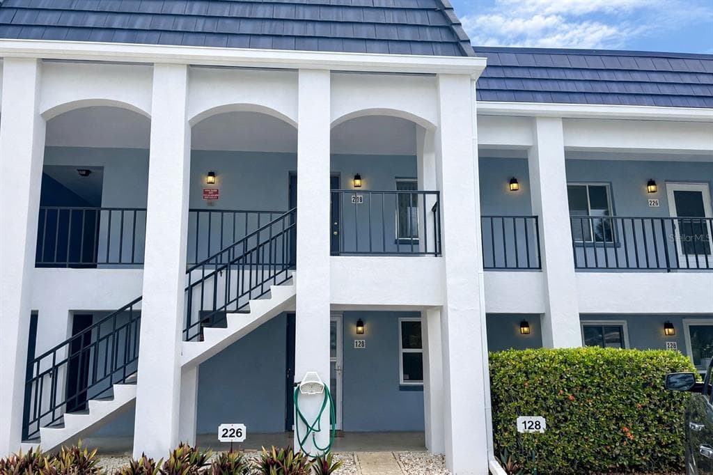 8651 10TH STREET N # 228, ST PETERSBURG, FL 33702