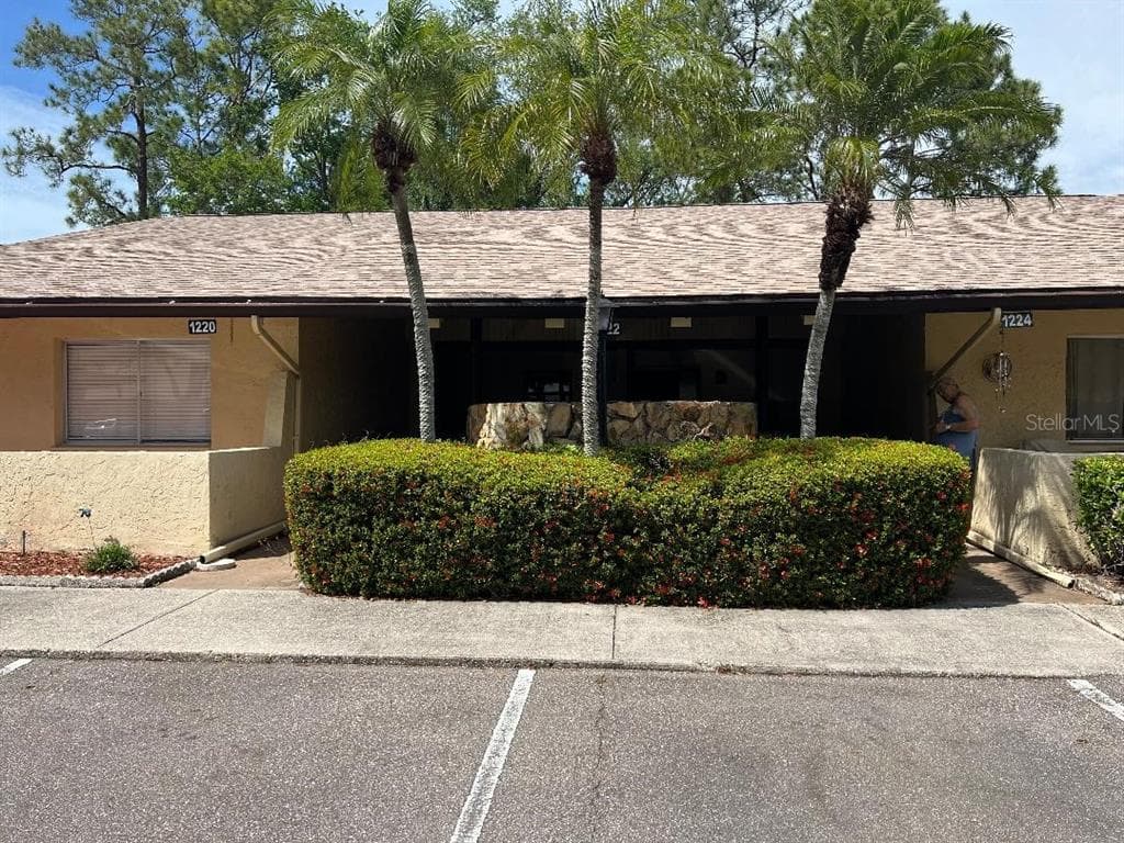 1220 13TH CIRCLE SE, LARGO, FL 33771