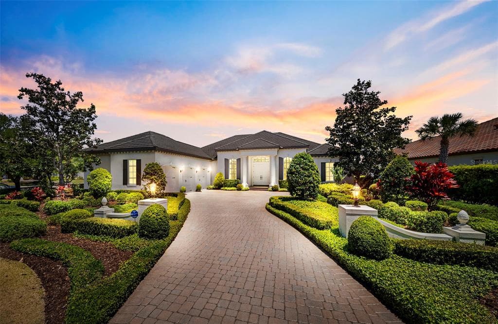 16204 DAYSAILOR TRAIL, LAKEWOOD RANCH, FL 34202
