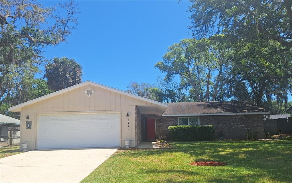 2707 PINE TREE DRIVE, EDGEWATER, FL 32141