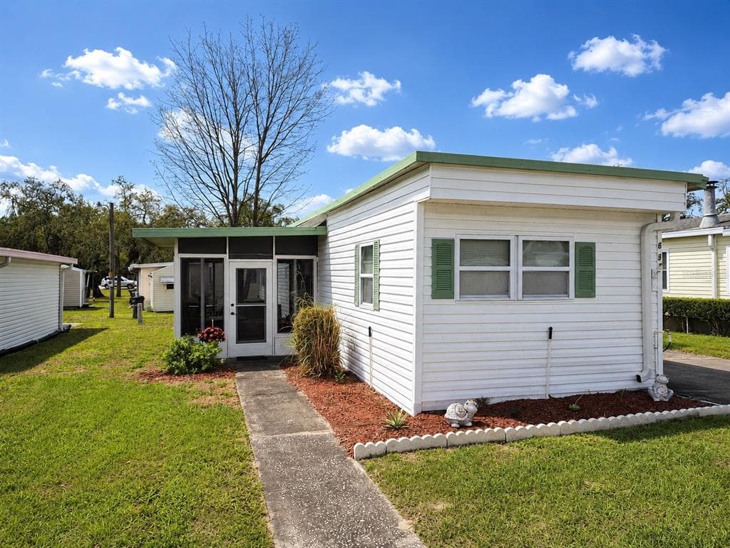 637 MISTI DRIVE, LEESBURG, FL 34788