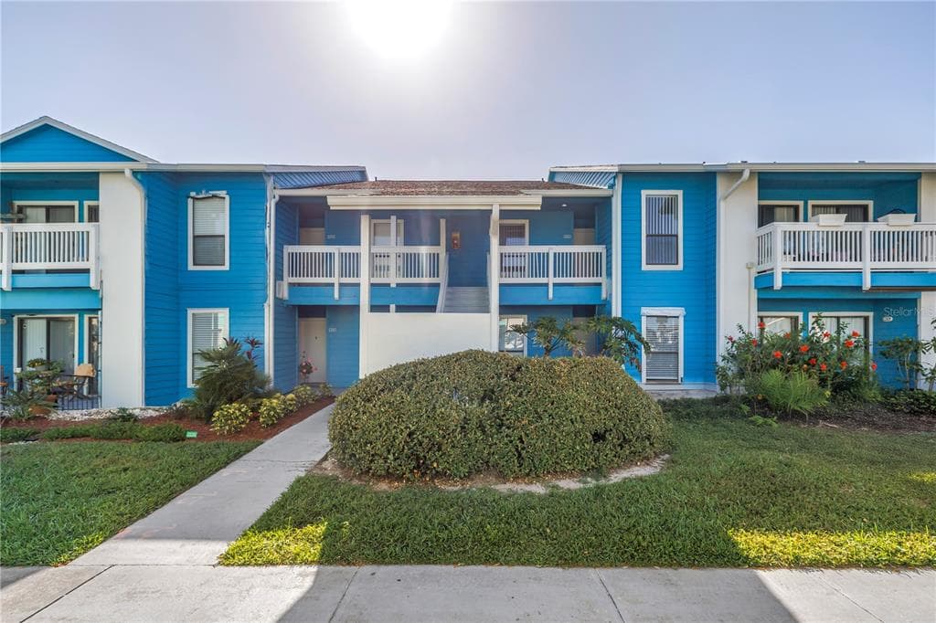 455 ALT 19 S # 266, PALM HARBOR, FL 34683