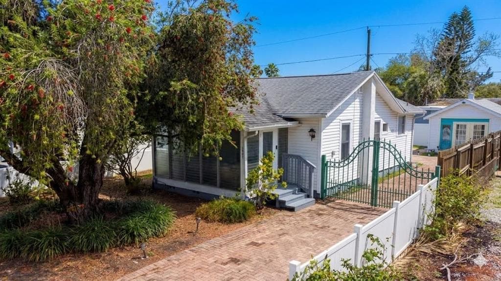 2907 CLINTON STREET S, GULFPORT, FL 33707