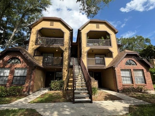 355 LAKEPOINTE DRIVE # 304, ALTAMONTE SPRINGS, FL 32701
