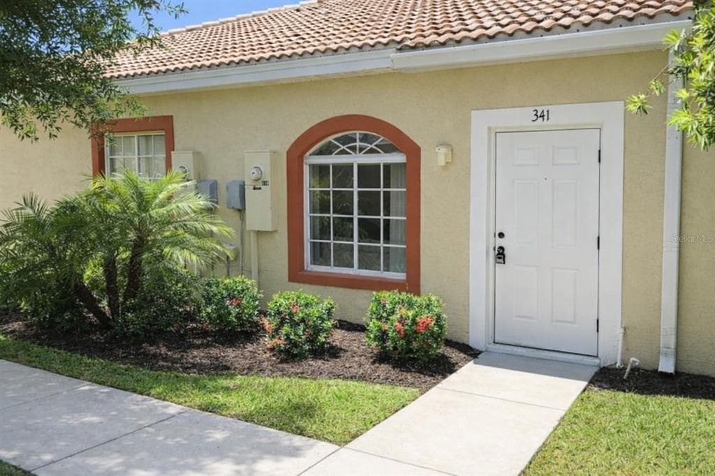 341 PORT PLEASANT DRIVE # 341, KISSIMMEE, FL 34759