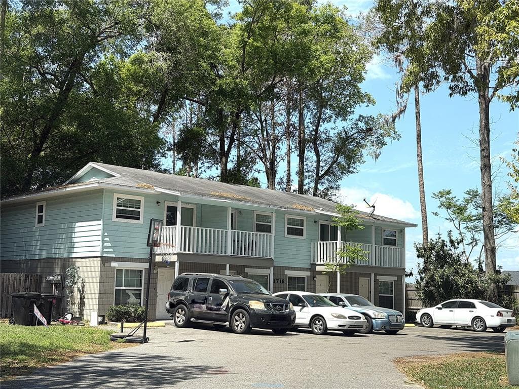 1718 SW 69 TERRACE, GAINESVILLE, FL 32607