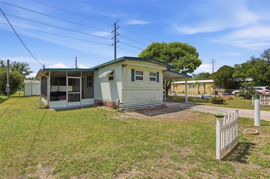 37622 MARCH LANE, ZEPHYRHILLS, FL 33541