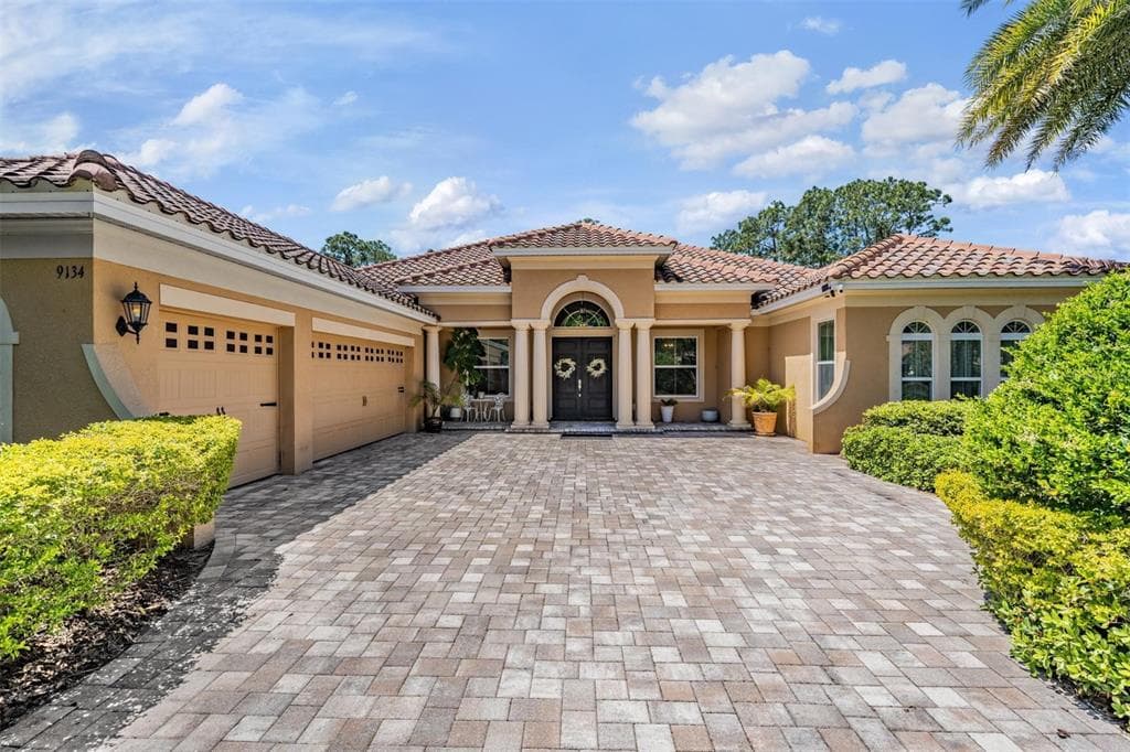 9134 TILLINGHAST DRIVE, TAMPA, FL 33626