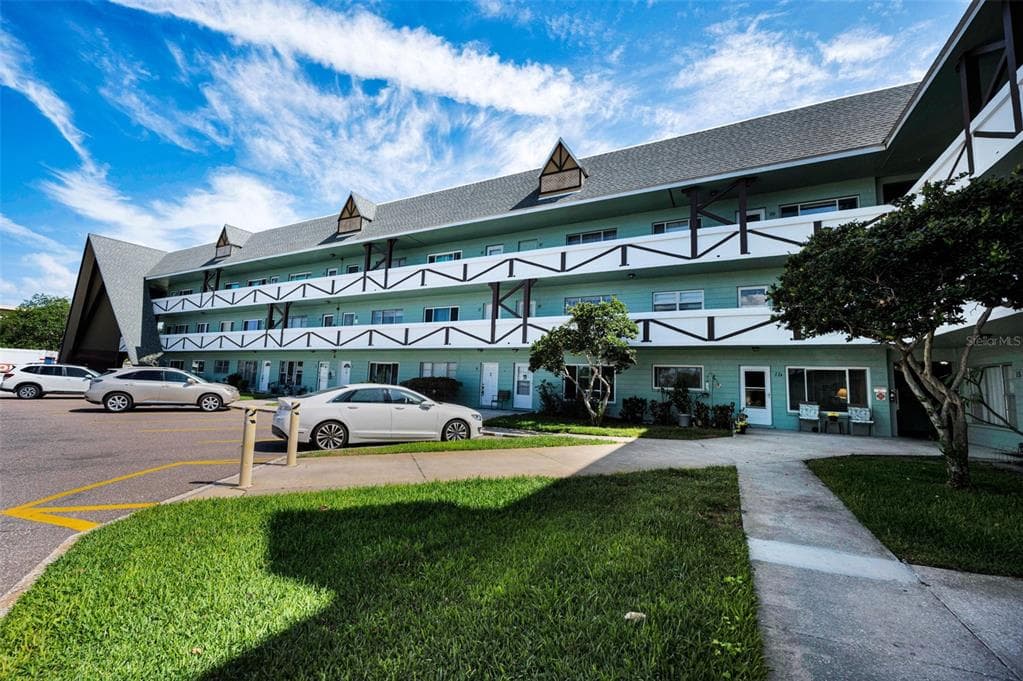 2043 DENMARK STREET # 39, CLEARWATER, FL 33763