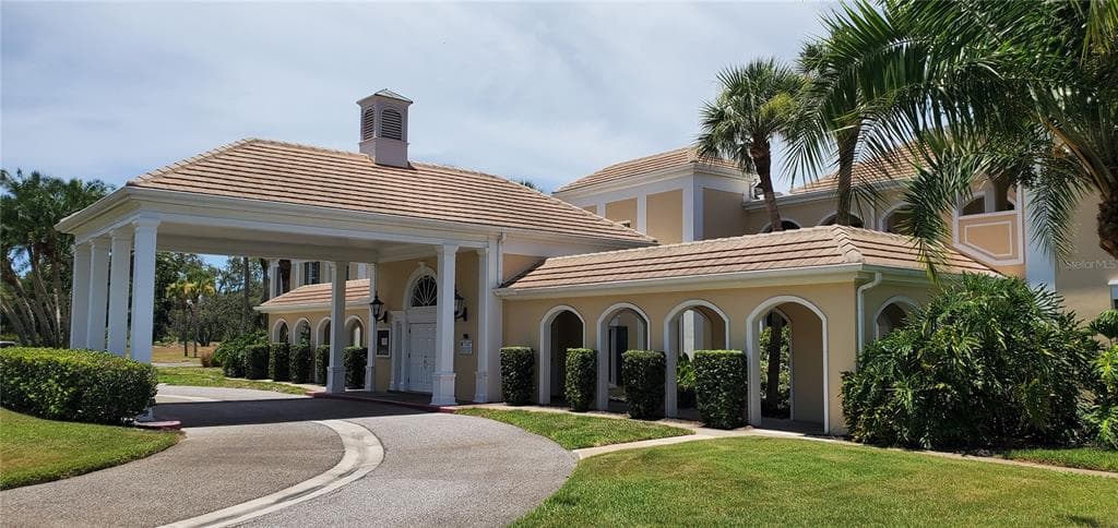51 MAC EWEN DRIVE # 14, OSPREY, FL 34229