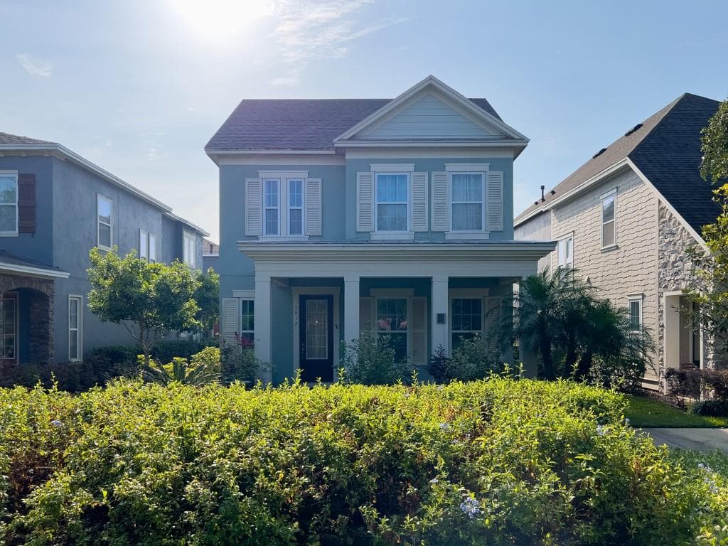 5912 VILLAGE CENTER DRIVE, LITHIA, FL 33547