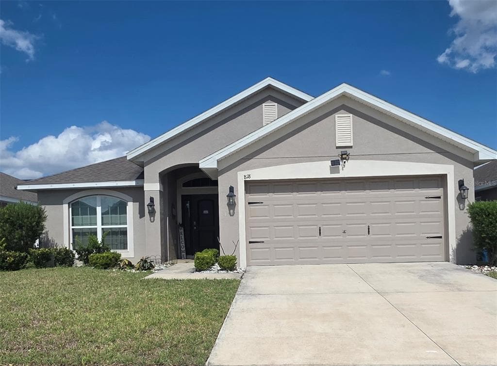 818 LANDMARK HILLS DRIVE, HAINES CITY, FL 33844
