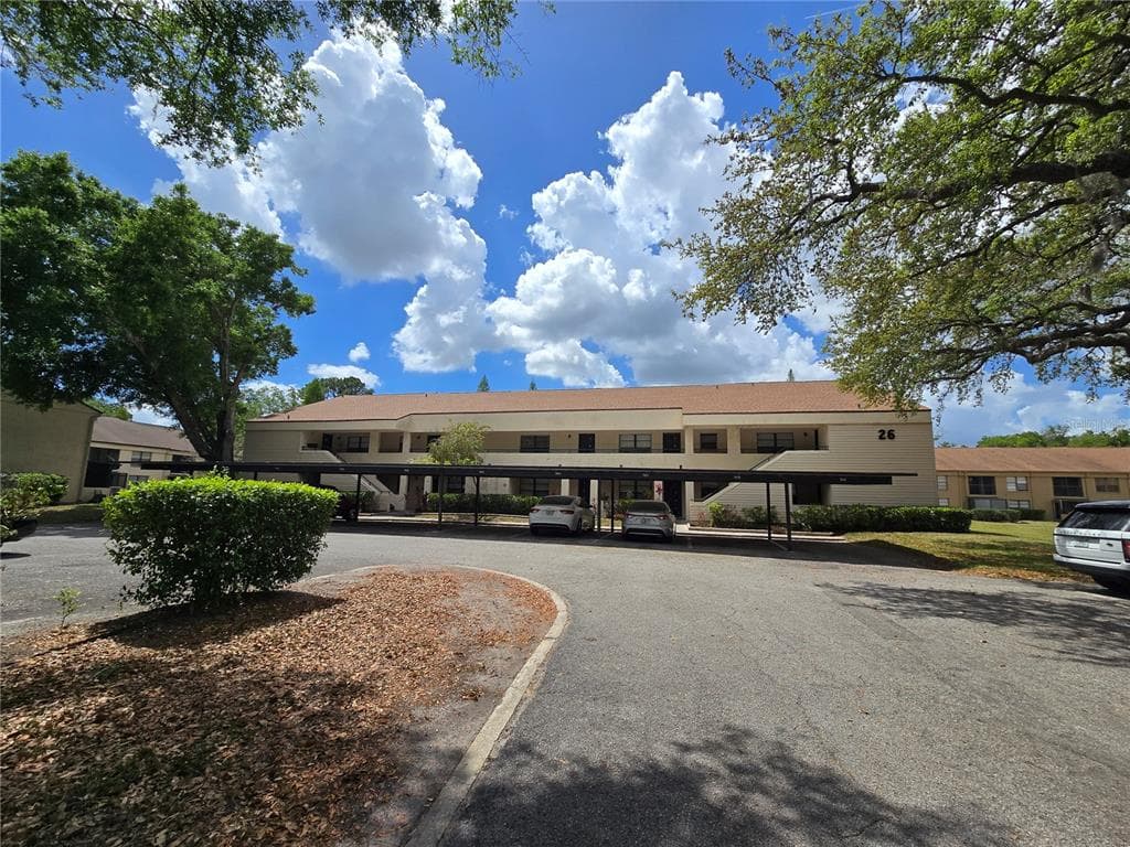 7838 NIAGARA AVENUE # 305, TAMPA, FL 33617