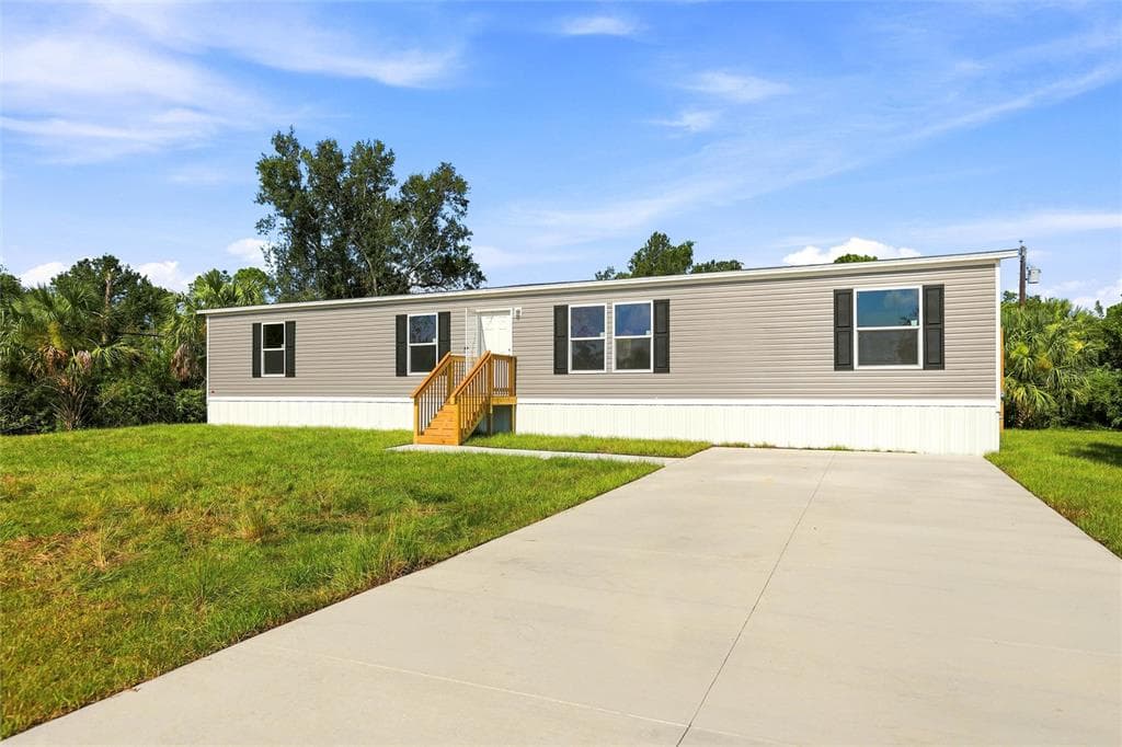 27760 BERMONT ROAD, PUNTA GORDA, FL 33982