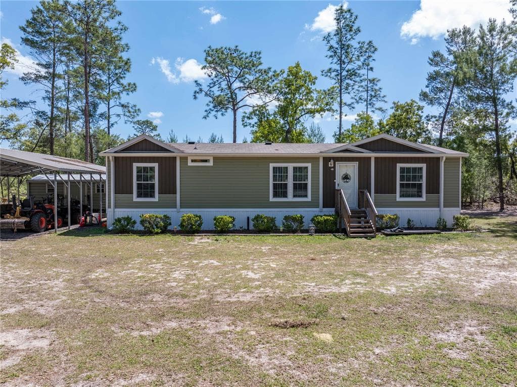 221 MAGNOLIA ROAD, HAWTHORNE, FL 32640