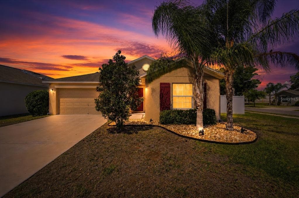936 ZONE TAILED HAWK PLACE, RUSKIN, FL 33570