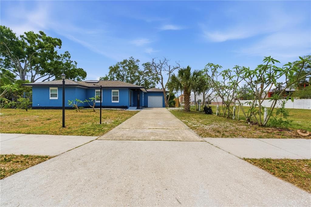 923 1ST AVENUE NW, LARGO, FL 33770