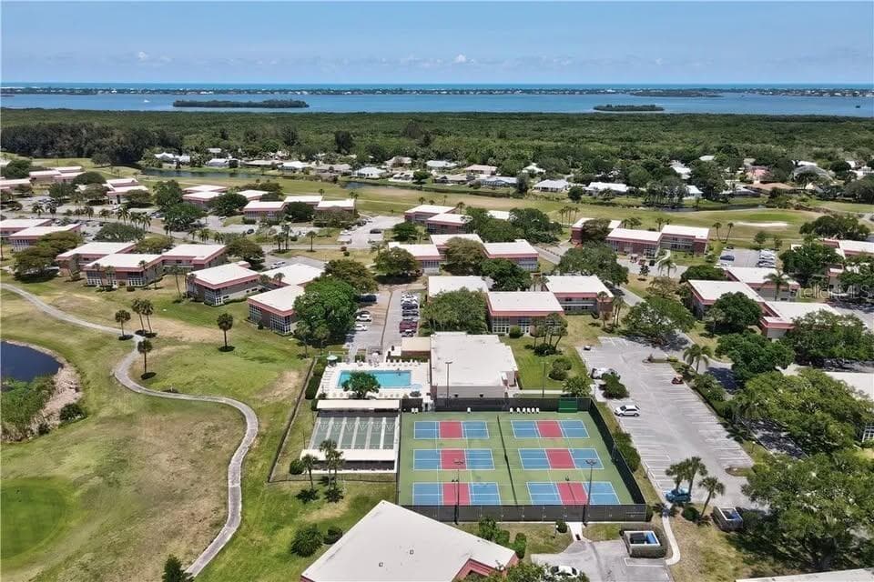 94 SPRING LAKE DRIVE # 203, VERO BEACH, FL 32962