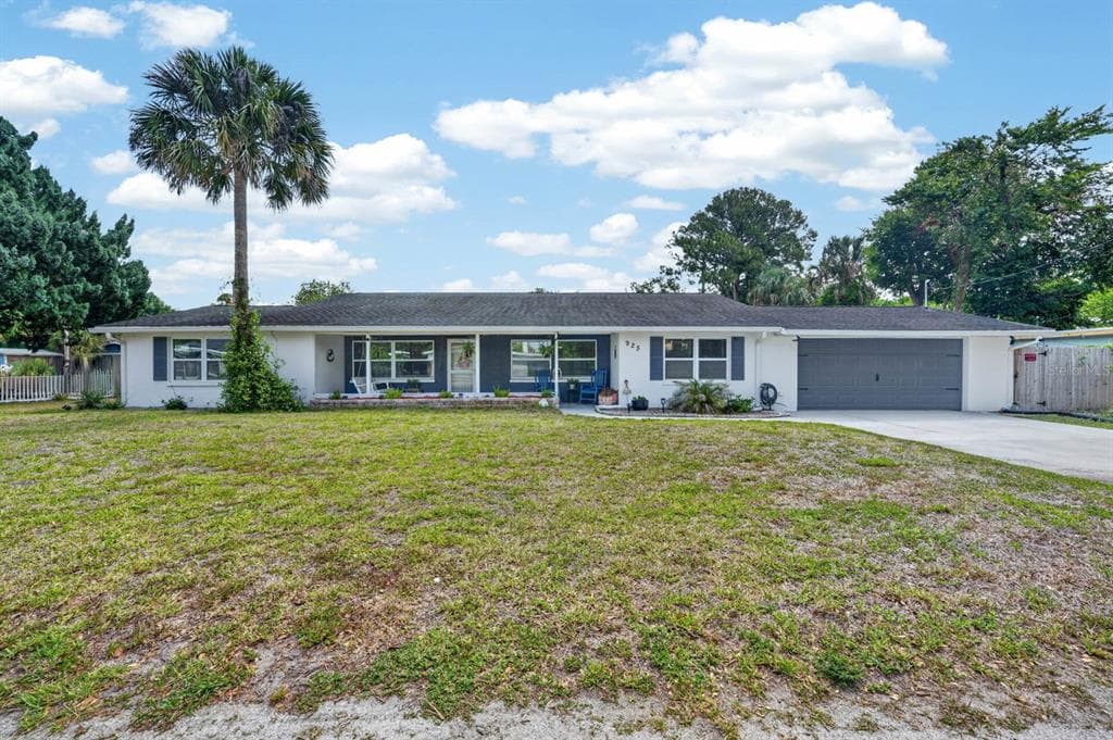 925 FLAGLER AVENUE, EDGEWATER, FL 32132