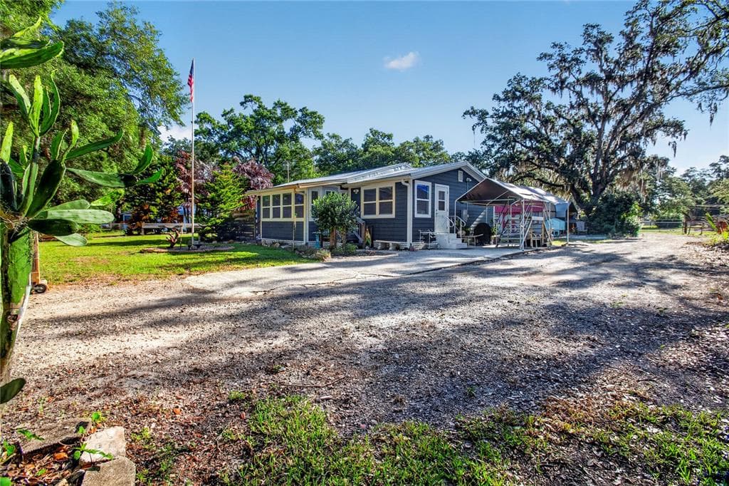 10627 MCINTOSH ROAD, THONOTOSASSA, FL 33592