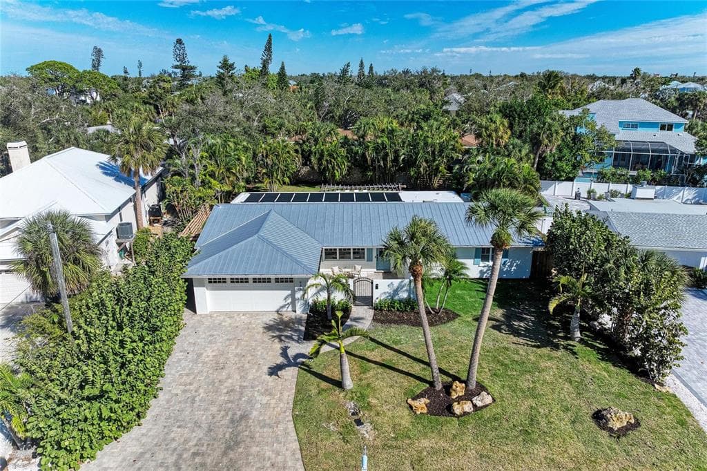 431 ISLAND CIRCLE, SARASOTA, FL 34242