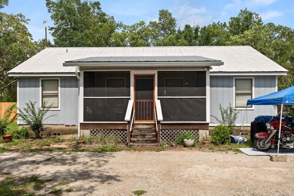 19150 COUNTY ROAD 450, UMATILLA, FL 32784