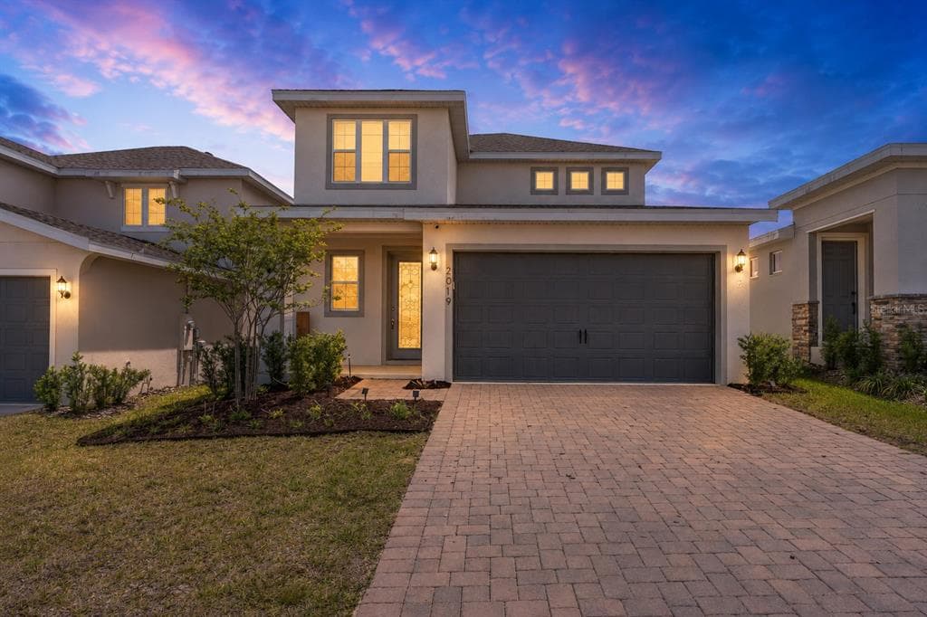 2019 SUNSHINE PEAK DRIVE, MINNEOLA, FL 34715