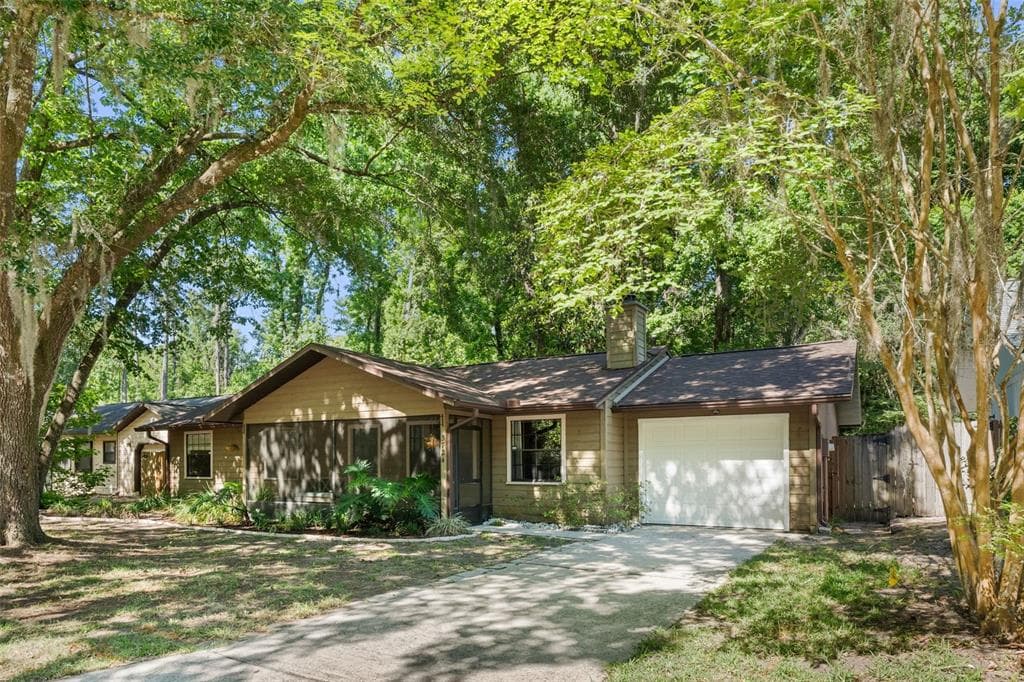 3724 NW 53RD TERRACE, GAINESVILLE, FL 32606